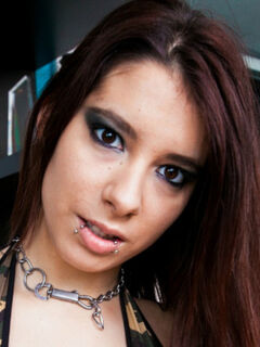 Zenda Sexy