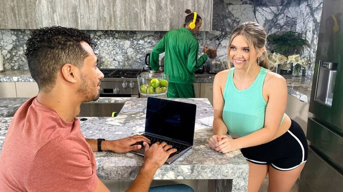 Crazy College GFs - Alex Jones - Angie Faith - Big Ass Blonde Cheats with a Big Cock / 02.06.2024