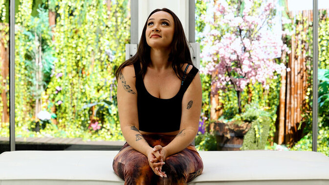 Net Video Girls - Rollie - Rollie's Reverse Cowgirl Ride / 26.03.2024