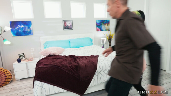 Brazzers - Mick Blue - Cubbi Thompson - Voyeur's Delight: Mick Blue Catches a Cam Girl / 15.03.2024