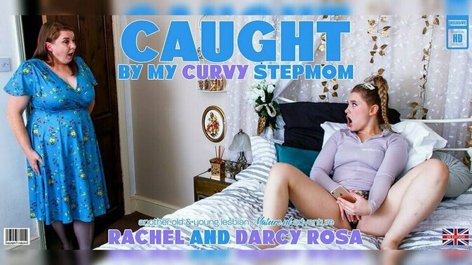 Mature.nl - Darcy Rosa (EU) - Rachel (EU) - Darcy Rosa's Naughty Pussy Play Gets Discovered by Her Sexy Stepmom Rachel / 22.01.2023