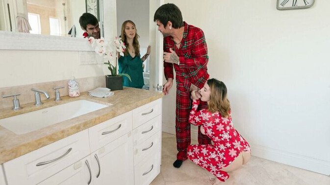 Sneaky Sex - LaSirena69 - Angel Youngs - Lucky Fate - Lucky Fate's Interracial Christmas Treat / 24.12.2022