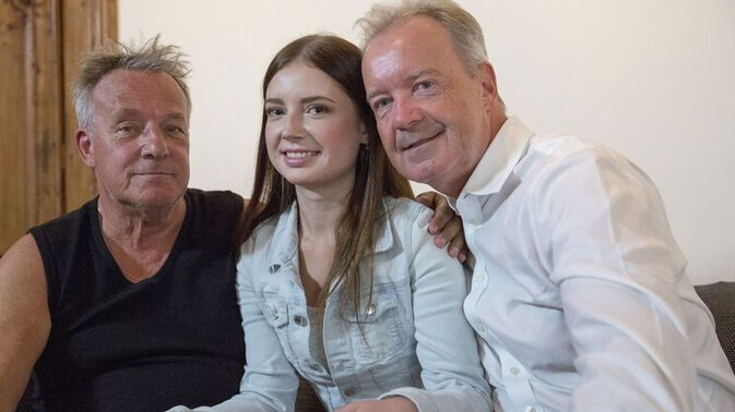 Oldje - Boris - Harry - Taylor Krystal - Taylor's Tempting Threesome Adventure / 09.10.2021