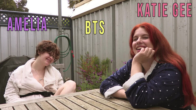 Girls Out West - Katie Gee - Amelia P - Amelia P & Katie Gee: Uncensored and Unhairy / 05.12.2022