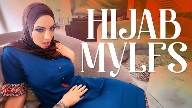 Hijab Mylfs - Allen Swift - Sasha Pearl - Desert Delight with a Hijabi Hottie / 05.08.2023