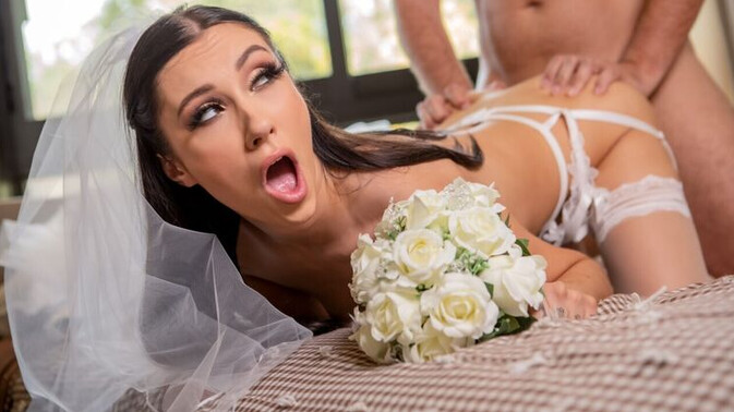 Brazzers - Keiran Lee - Jazmin Luv - Short Haired Siren Needs a Big Cock / 10.09.2021