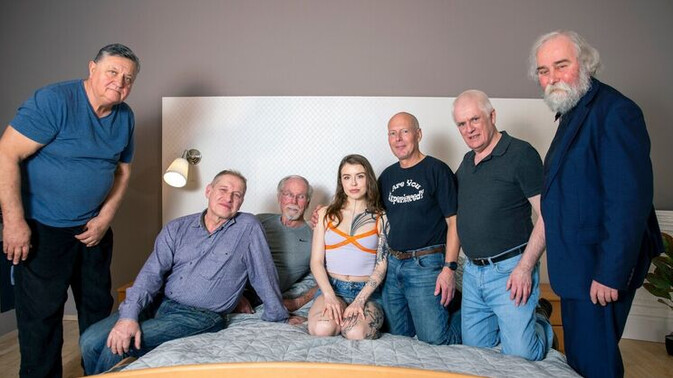 Oldje - Nick - Jack Moore - Eden Ivy - Eddie Montana - Pavel Faun - Richard - J'ador - Cum Swallowing Queens of the Gangbang / 17.07.2023