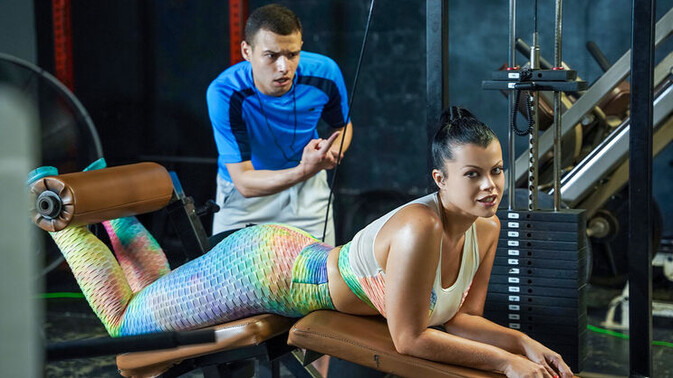 MYLF - Nadia White - Johnny The Kid - Johnny's Milf Fitness / 15.08.2021