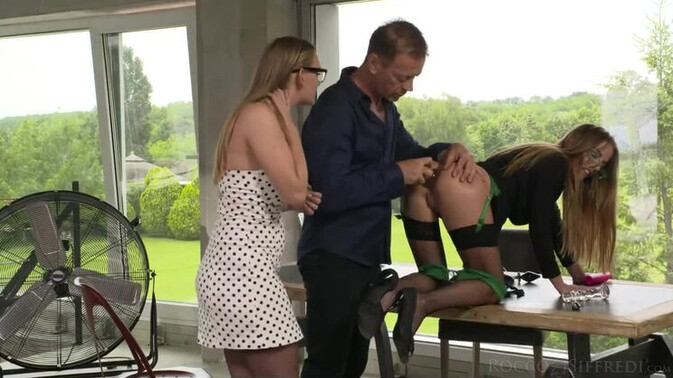 Rocco Siffredi - Eveline Dellai - Rocco Siffredi - Busty Blonde MILF Gets Rimming Action / 02.08.2021