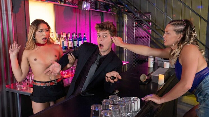 Trans Angels - Michael DelRay - Paradise - Blonde Bartender Fuck Fest / 22.07.2021