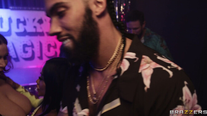 Brazzers - Alexis Fawx - Natasha Nice - James Angel - GI Joey - CJ Miles - Tattooed Temptresses Take Over Miami - Part 3 / 22.05.2023