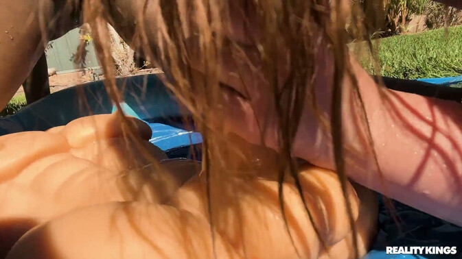 We Live Together - Octavia Red - Abigaiil Morris - Deja Marie - Tattooed Hotties in Bikinis: Pussy Licking and More / 11.09.2022