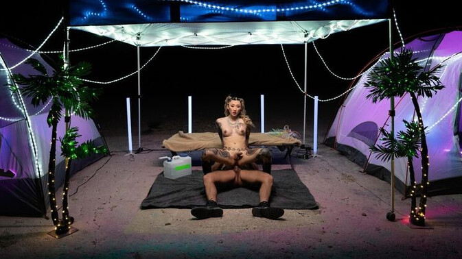 Trans Angels - Roman Todd - Billie Beaumont - Roman Todd's Desert Blowjob Bash / 29.07.2022