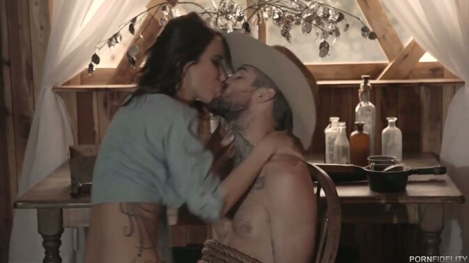 Porn Fidelity - Sandee Westgate - Jared Grey - Fetish Frenzy: Jared Grey and Sandee Get Naughty / 22.05.2021