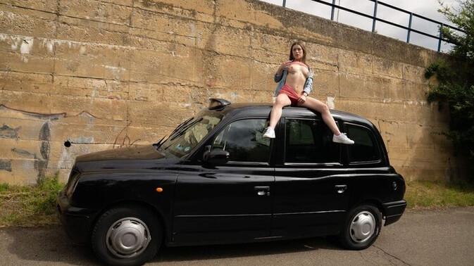 Fake Taxi - Agatha Shay - My Brunette Wife Doesn't Mind / 24.09.2024