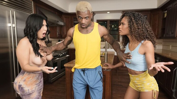 Brazzers - Scarlit Scandal - Tokyo Lynn - Damion Dayski - Fucked from Behind by Damion's Big Dick! / 24.05.2022