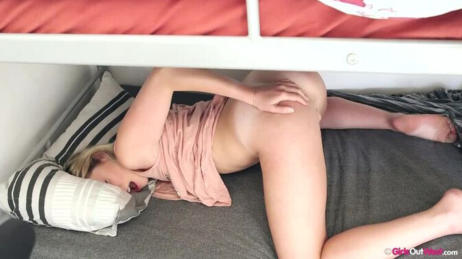 Girls Out West - Jemima - Jemima's Blonde Bunk Bed Bliss / 12.05.2021