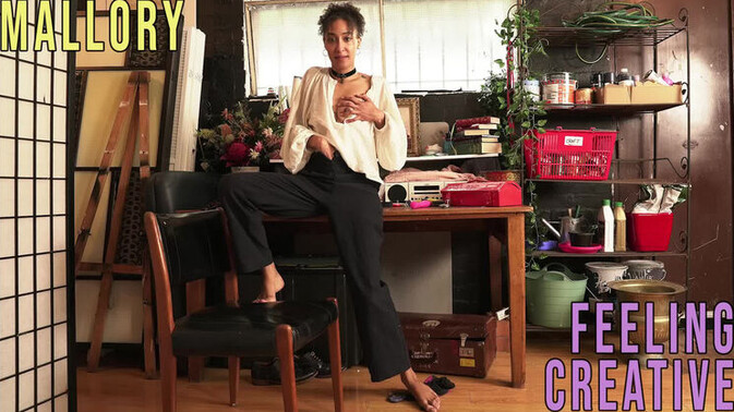 Girls Out West - Mallory - Feeling Creative: Mallory's Hairy Masturbation Session / 05.05.2022