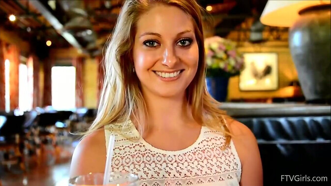 FTV Girls - Veronica - Blonde Beauty Masturbates in Public / 08.05.2021