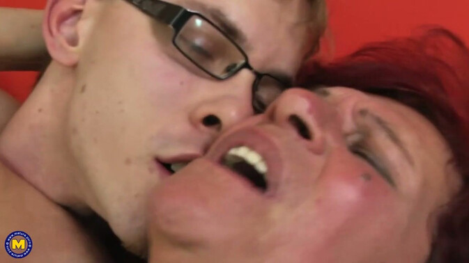 Mature.nl - Jaclyn - Redhead Mature Beauty Jaclyn Gets It On with Her Younger Lover / 05.05.2021