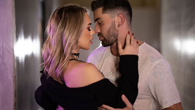 Trans Angels - Emma Rose - Chris Damned - Flash of Flesh: Athletic Shemale Fun / 30.04.2021