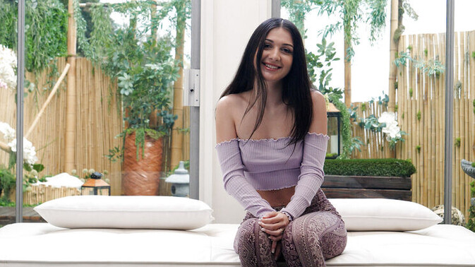 Net Girl - April - April's Creampie Debut / 28.04.2021