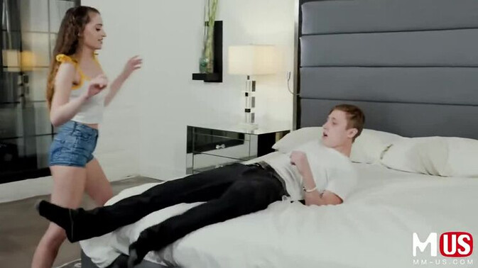 Model Media US - Dirty Talk and a Cum Covered Face / 26.03.2022