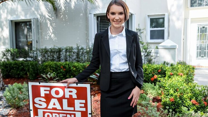 Look At Her Now - jmac - Natalie Porkman - The Redhead's Big Sale / 25.04.2021