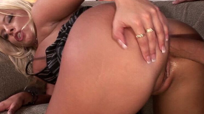 Porn World - Thomas Stone - lucy love - Lucy Love's Anal Initiation: A Hardcore Dream! / 19.04.2021