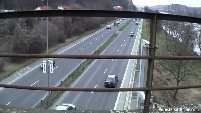 Tainster - Tracks And Tits: A Blowjob Fantasy / 17.04.2021