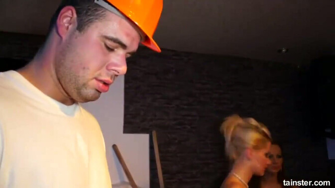 Tainster - Lucy Bell - Kitty Jane - Mischelle - Cindy Dollar - Leony aprill - Eliss Fire - Welli - Vivien1 - Party Like a Pornstar with Eliss Fire and Friends - Cam 3 / 08.04.2021