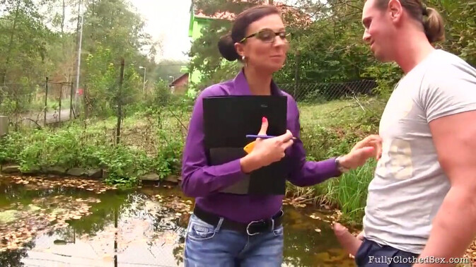 Tainster - Lara1 - POV Action: Lara1 Rides Hard Outdoors / 06.04.2021