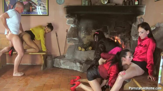 Tainster - Terra Sweet - Isabella Chrystin - El Storm - Victoria Rose - Anita Vixen - Lingerie Lovelies: Terra, Isabella, El Storm, and More / 08.04.2021