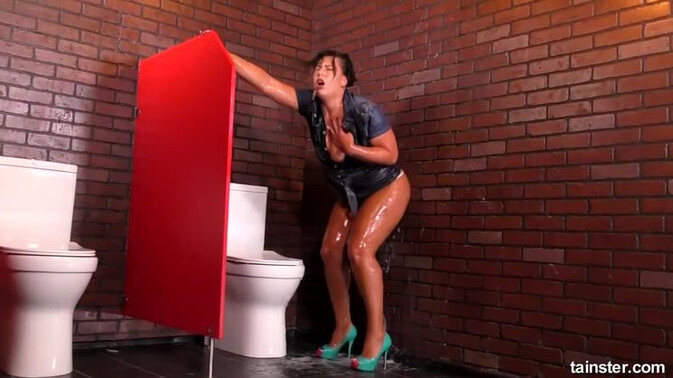 Tainster - Aisha Bahadur - Cum Hungry Aisha Bahadur Rides the Dildo to Glory / 02.04.2021