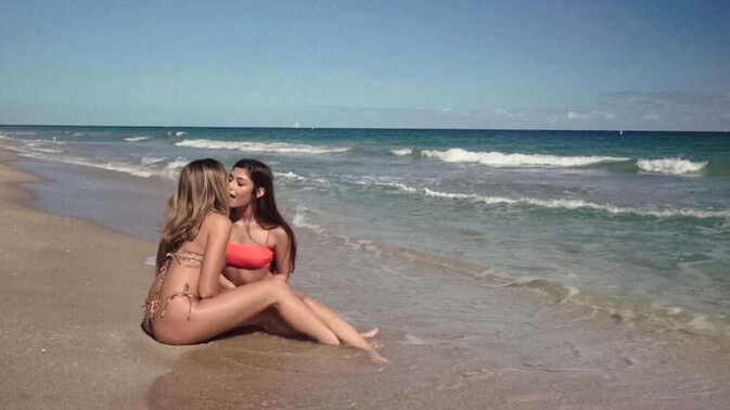 We Live Together - Xxlayna Marie - Vivianne DeSilva - Brunette and Blonde Lesbians on the Beach / 28.02.2022