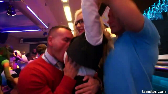 Tainster - Amirah Adara - Gina Gerson - Sienna Day - Loren Minardi - Briana Bounce - Tiffany Doll - Victoria Puppy - Suzy Rainbow - Ani Black Fox - Katy Sky - Tiffany Rousso - Victoria's Raunchy Report Card: Part 1 / 25.03.2021