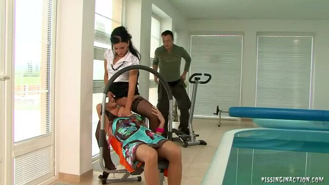 Tainster - Lena Cova - CFNM Delight: Lena Cova and Liss White's Wet Surprise / 04.04.2021