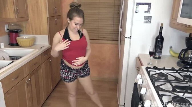 We Are Hairy - Brooke Bliss - Solo Seduction: Brooke Bliss Strips Down to Business / 25.03.2021