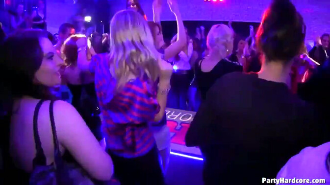 Tainster - Interracial Lingerie Party: Where Blondes and Brunettes Get Wild / 23.03.2021