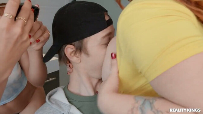 Moms Bang Teens - Summer Hart - Alex Jett - Kylie Rocket - Redhead Gwenfrends Cheating Threesome / 04.02.2022