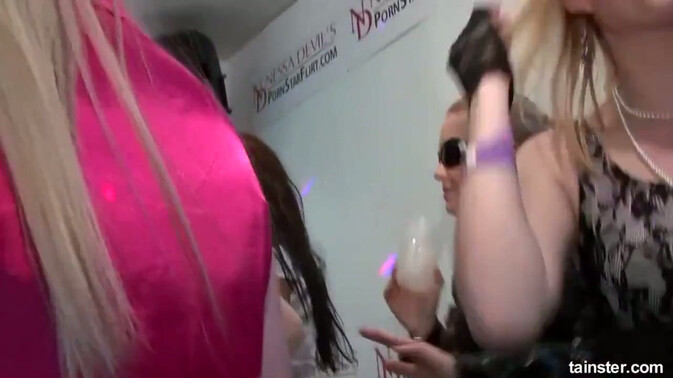 Tainster - Tea - Lucy Bell - Niki Sweet - Isabella Chrystin - Cynthia Vellons - Jenna Lovely - Vanessa - Kitty Jane - Elisa - Rebecca - Regina - Dunia Montenegro - Ally Style - Nikita - Betty - Nessa Devil - Leony aprill - Eva Torres - Simon - Jordan Verw