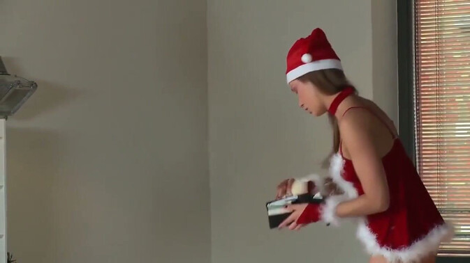 Hustler - Big Cock for Christmas: Anal Brunette Fun / 03.02.2022