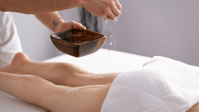 Massage Rooms - Max Dior - Francesca Palma - Max Dior's Italian Teen Massage Conquest / 10.01.2022