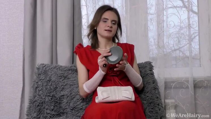 We Are Hairy - Pique Dame - Mature Beauty Pique Dame Nude at Home / 08.01.2022