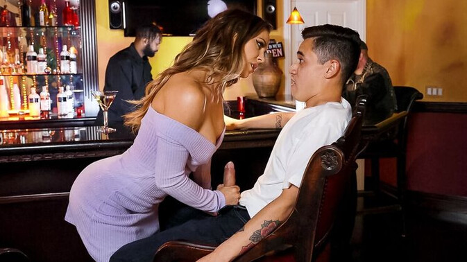 Brazzers - Cherie Deville - Juan Loco - Cheating Wife's Wild Adventure / 11.12.2021