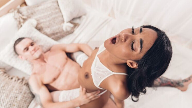 Dane Jones - Max Dior - Capri Lmonde - Small but Mighty: Max Dior Takes on Capri's Tight Pussy / 08.12.2021