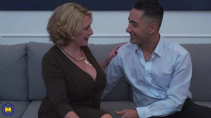 Mature.nl - Anal and Creampie Thrills with Camilla C. / 17.08.2020