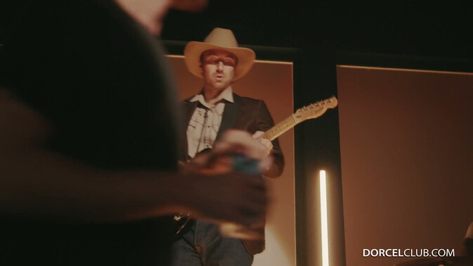 Dorcel Club - Sophia Locke - Isiah Maxwell - Charles Dera - Valentina Nappi - Victoria Voxxx - Kendra Sunderland - Dillon Diaz - Nicole Doshi - August Skye - Queenie Sateen - Ariel Demure - Roman Todd - In the Studio: Alive Unveiled / 17.09.2024