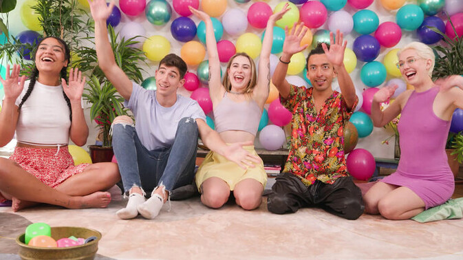 Ersties - Annika (Ersties) - Berry (Ersties) - Alice T (Ersties) - JD (Ersties) - Brady (Ersties) - Ersties Gang Bang: Lingerie and Orgy Fun / 22.07.2024