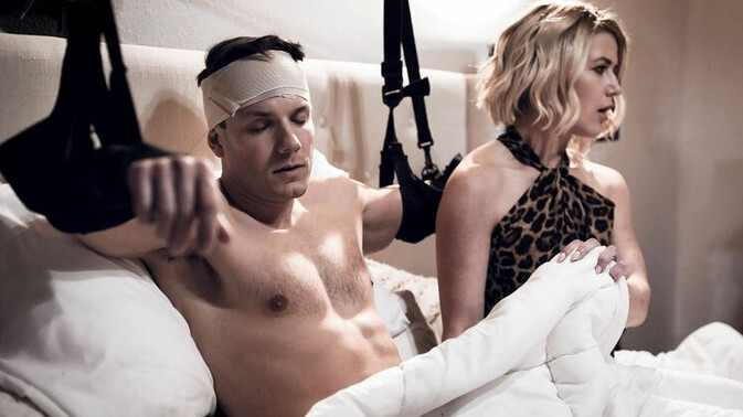 Pure Taboo - Codey Steele - Kit Mercer - The Stepmom's Helping Hands / 24.02.2020
